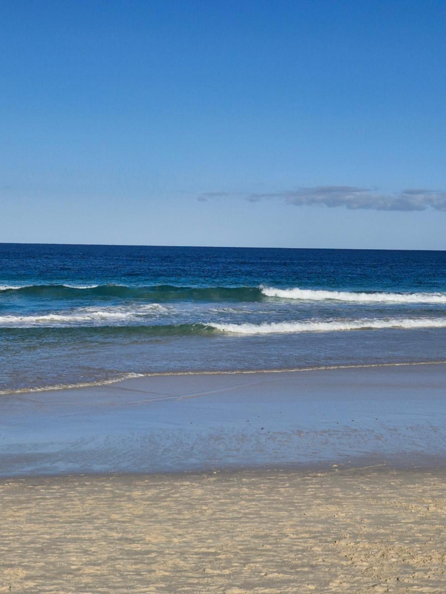 Sunrise Surf House, Big Garden, Hot Tub, Parking, Super-Fast Free Wi-Fi Villa Corralejo Exterior photo